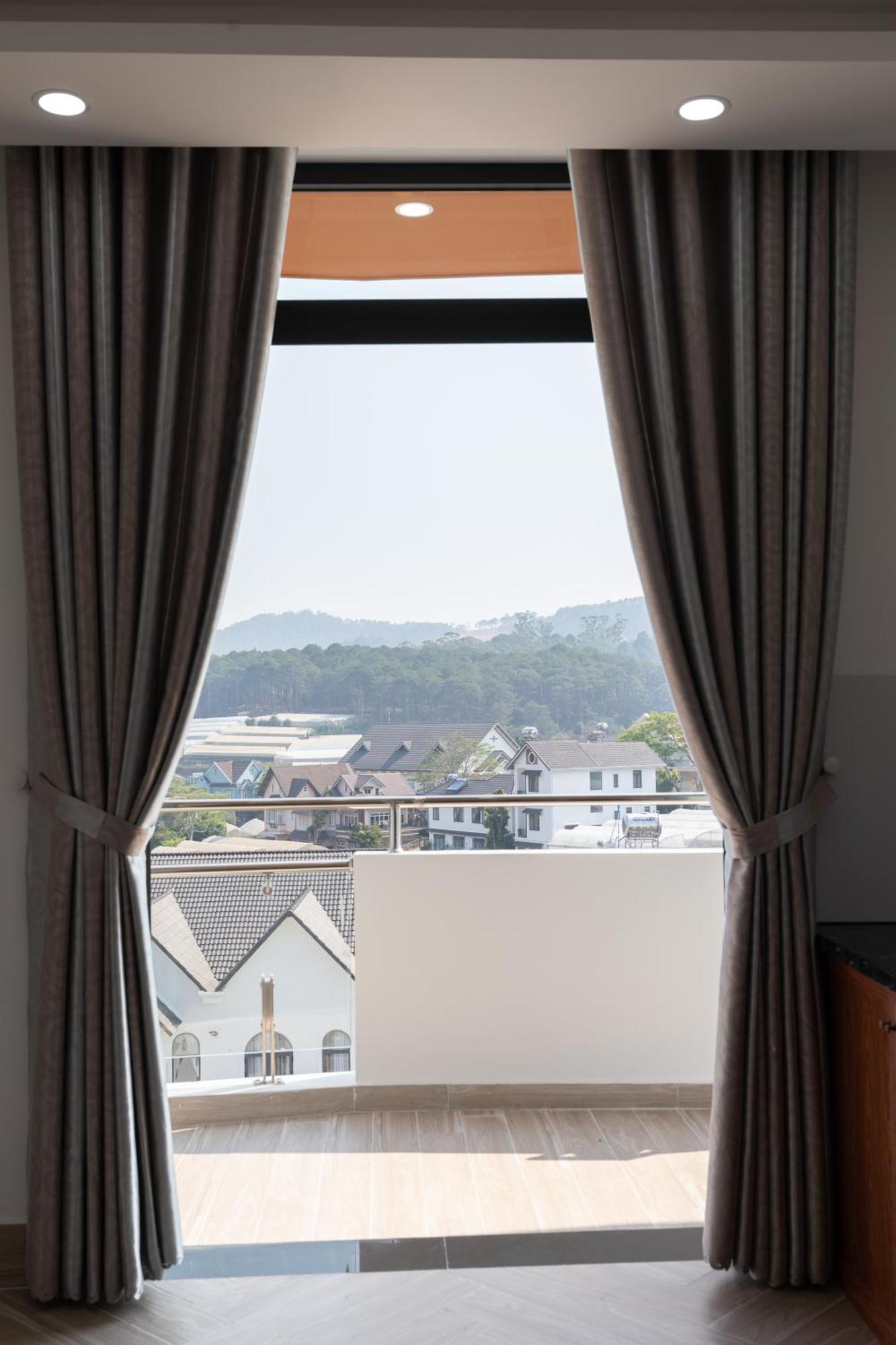 Hotel Khach San Anh Sang - Light House Dalat Exterior foto