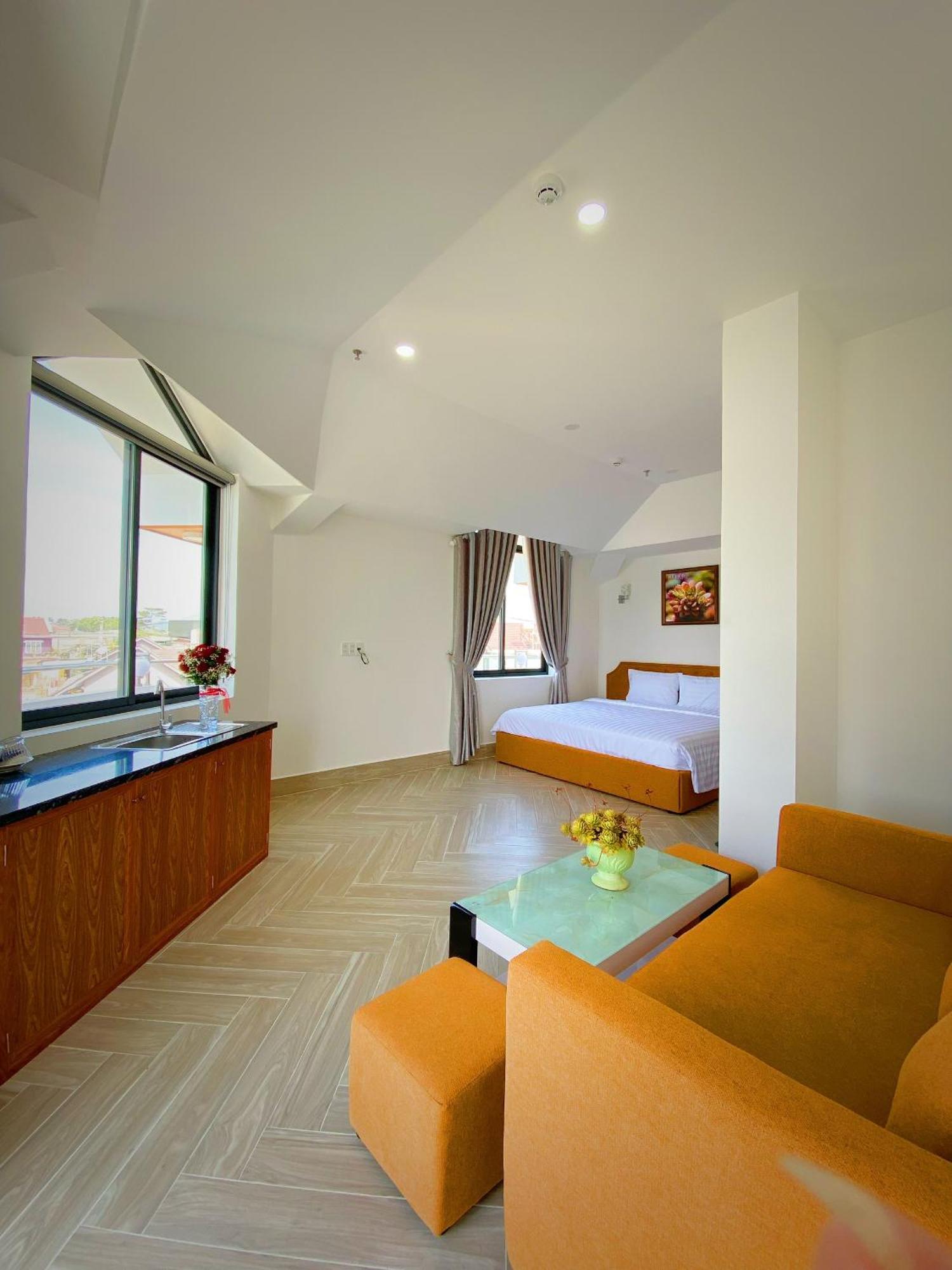 Hotel Khach San Anh Sang - Light House Dalat Exterior foto