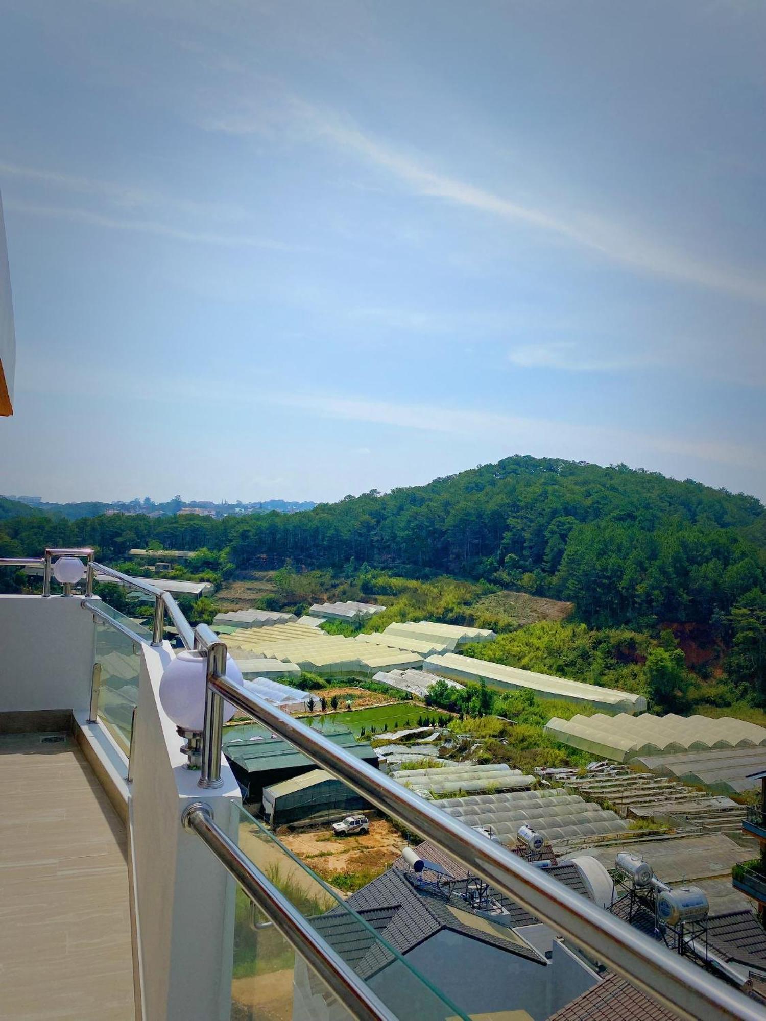 Hotel Khach San Anh Sang - Light House Dalat Exterior foto